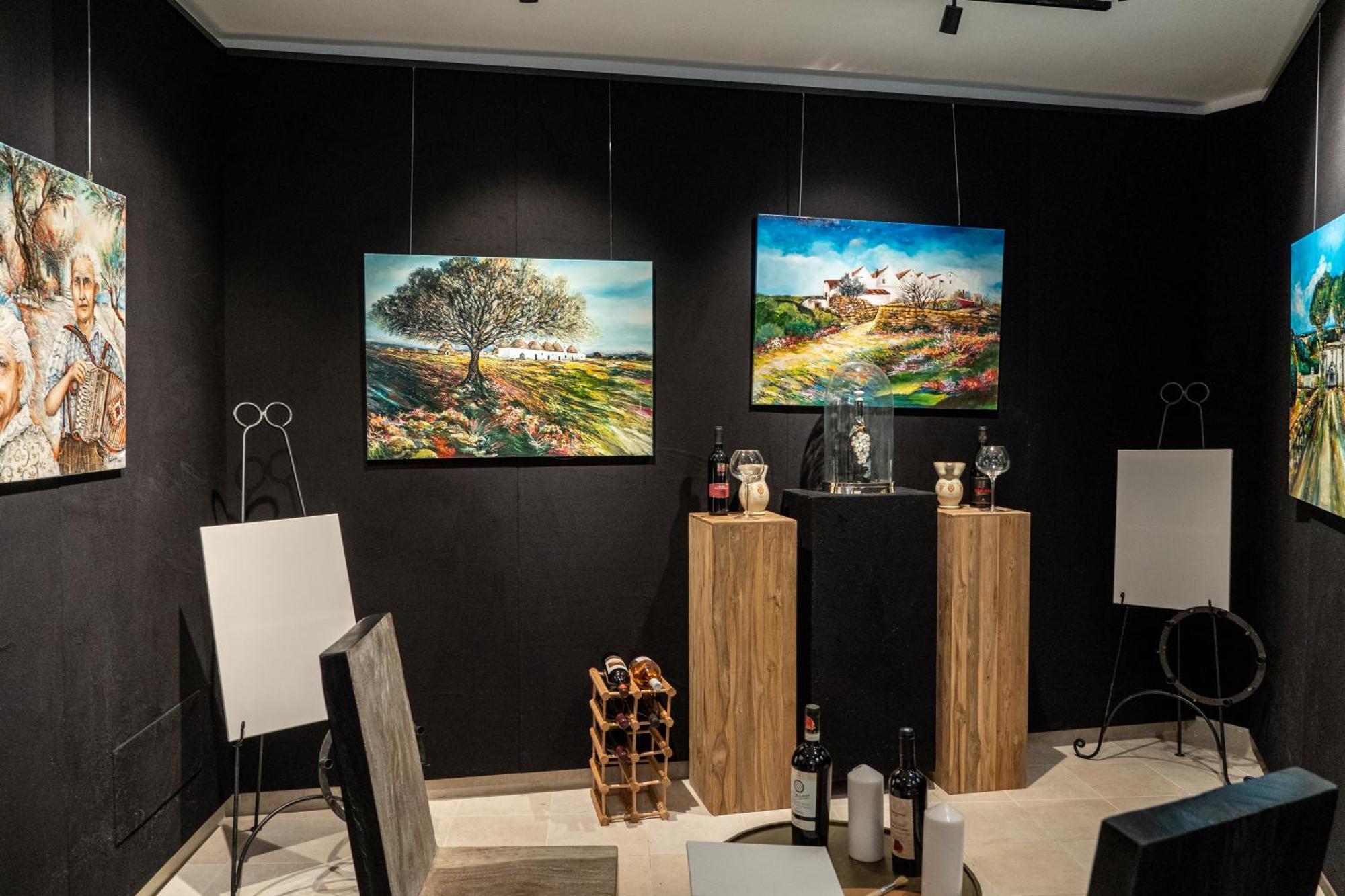 Wineart House, Terracielo Indipendente Nel Centro Di Monopoli Apartment Luaran gambar